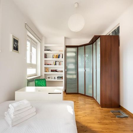 Plac Wilsona 2-Bedroom Apartment Βαρσοβία Εξωτερικό φωτογραφία